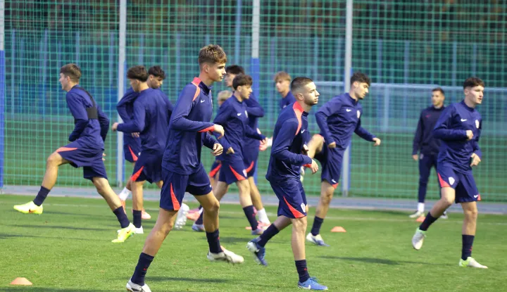 Osijek, 27. 10. 2025., Opus Arena, Hrvatska nogometna reprezentacija, U-17, priprema, pripreme, trening SNIMIO BRUNO JOBST