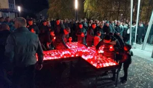 Paljenje lampiona u Belom Manastiru