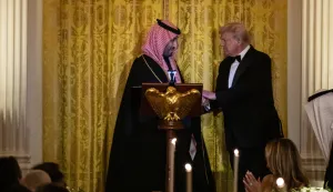 epa12534818 Crown Prince and Prime Minister of the Kingdom of Saudi Arabia, Mohammed bin Salman shakes hands with US President Donald Trump at a dinner at the White House in Washington, DC, USA, 18 November 2025. EPA/ANNA ROSE LAYDEN/POOL