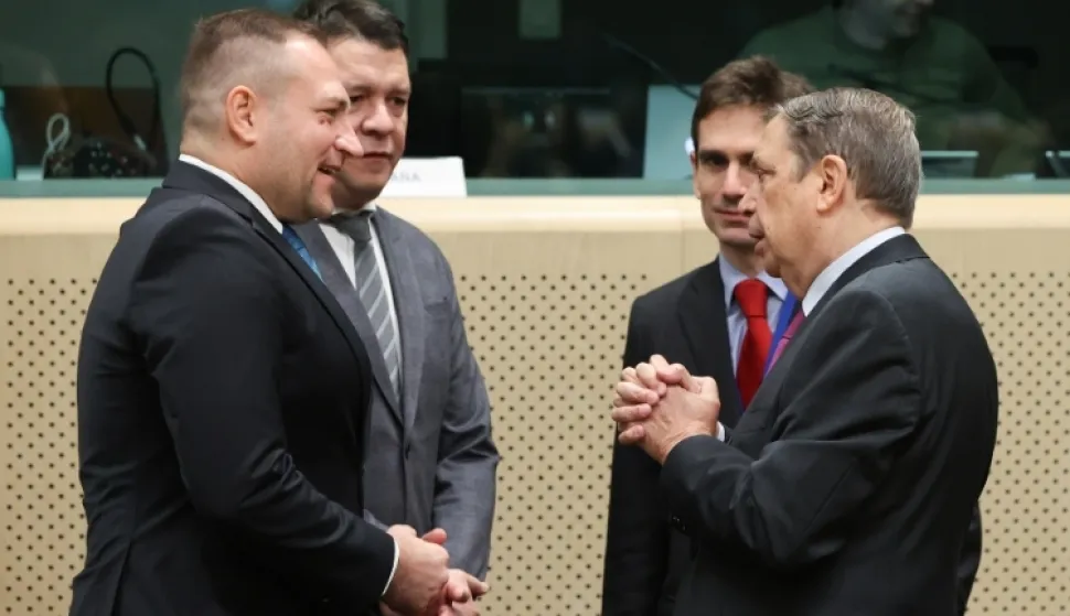 Pitanje sigurnosti opskrbe hranom i bolje usmjeravanje potpora bila je tema sastanka Vijeća ministara poljoprivrede i ribarstva Europske unije, na kojem je Hrvatsku predstavljao potpredsjednik Vlade i ministar poljoprivrede, šumarstva i ribarstva David Vlajčić.