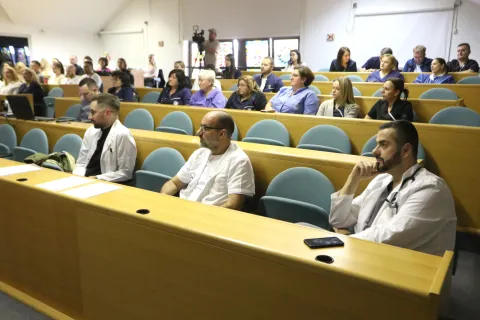 Osijek, 19. 11. 2025, KBC Osijek, Medicinski fakultet, predavaonica P2 - 2. kat. Antibiotici u fokusu. snimio GOJKO MITIĆ