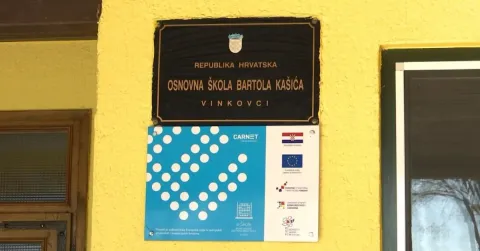 OŠ Bartola Kašića u vinkovačkoj četvrti Novo Selo
