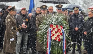 Razvor/ Kumrovec, 22.11.2025 - U Kumrovcu je u subotu otkriveno spomen-obilje?je posve?eno pripadnicima Posebne jedinice policije Kumrovec 1990., Specijalne jedinice policije ?Barun?, postrojbi ?Bojna Zrinski? i ?Bojna Frankopan?, 103. zagorske brigade te 1. gardijske brigade ?Tigrovi?. Potpredsjednik Vlade i ministar hrvatskih branitelja, Tomo Medved, naglasio je da je otkrivanje spomen obilje?ja veliki ?in u Kumrovcu i da ?e ono svjedo?iti o istini stvaranja i obrane Republike Hrvatske.foto HINA/ Sini?a KALAJD?IJA/ ik
