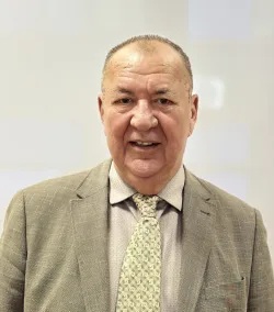 MAGAZIN V Davor Perkov ZAGREB 