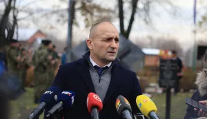 Potpredsjednik Vlade RH i ministar obrane Ivan Anušić nazočio je svečanoj komemoraciji u povodu sjećanja na poginule i umrle hrvatske branitelje i civilne žrtve Domovinskog rata Laslova te obilježavanju 34. godišnjice privremene okupacije Laslova. foto HINA/ ml