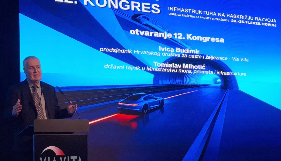 Željeznica je sada apsolutni prioritet jer nije na razini koju građani očekuju