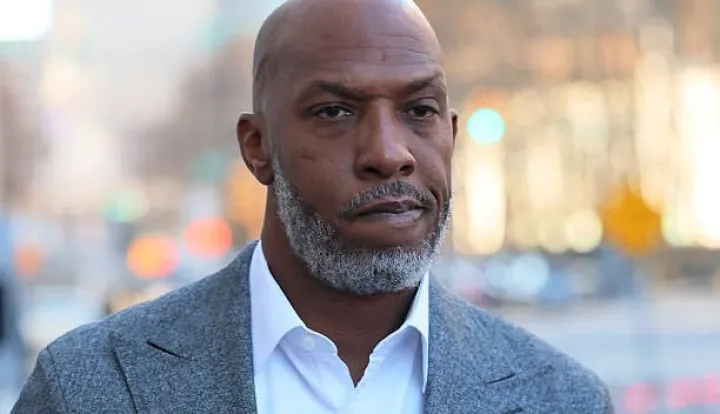 NEW YORK, 24. studenoga 2025. (Hina/Reuters) - Trener Portland Trail Blazersa Chauncey Billups izjasnio se u ponedjeljak na saveznom sudu u Brooklynu da nije kriv u opsežnom kaznenom slučaju u kojem je optužen za zavjeru s mafijom radi namještanja ilegalnih poker igara.