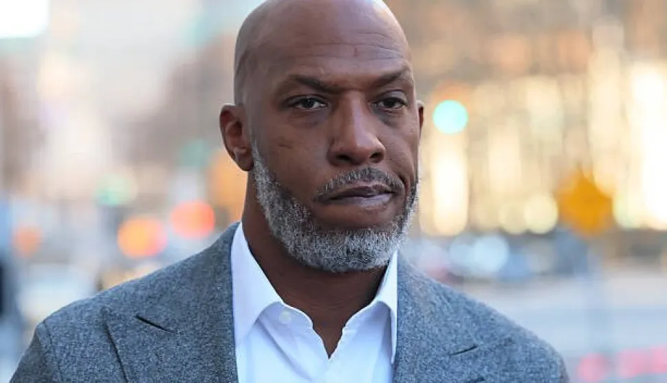 NEW YORK, 24. studenoga 2025. (Hina/Reuters) - Trener Portland Trail Blazersa Chauncey Billups izjasnio se u ponedjeljak na saveznom sudu u Brooklynu da nije kriv u opsežnom kaznenom slučaju u kojem je optužen za zavjeru s mafijom radi namje&scaron;tanja ilegalnih poker igara.