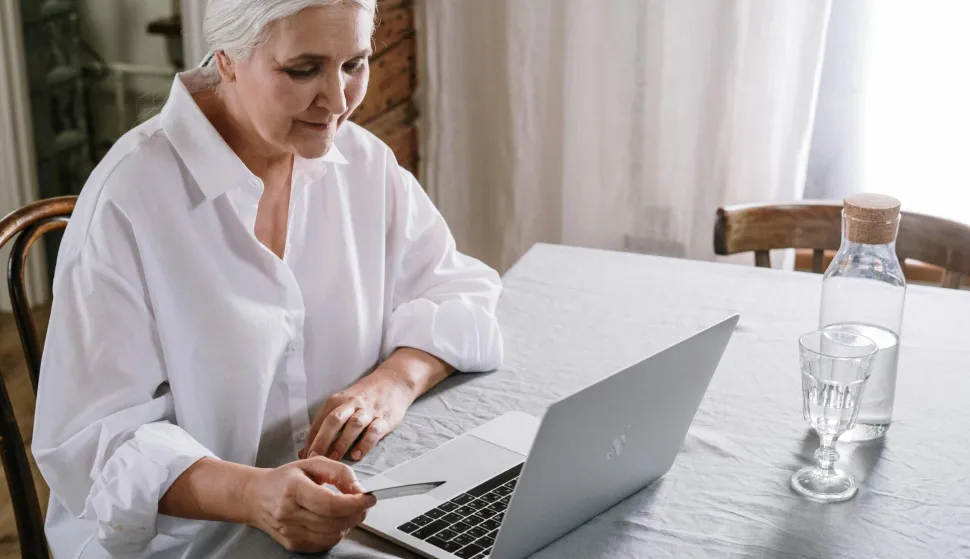 online kupnja, internetske prijevareskinuto 2025.