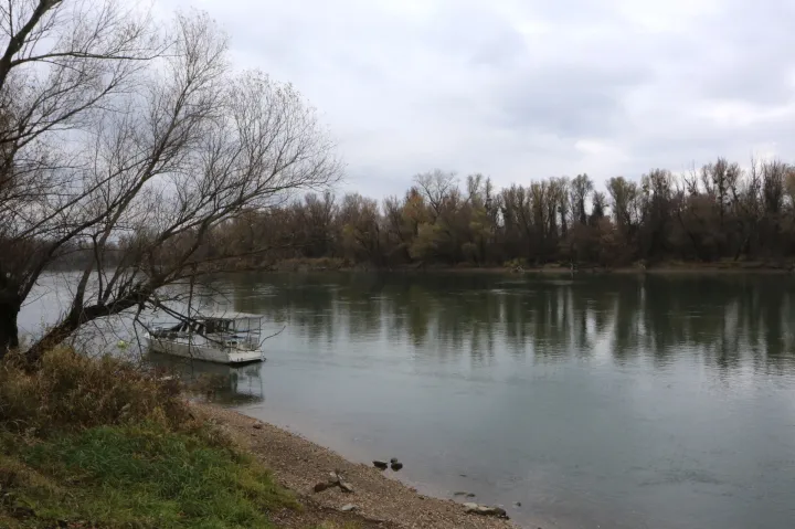 Osijek, 27. 11. 2025, Zemlji&scaron;te na lijevoj obali Drave, od Zoo vrta prema zapadu pripalo nasljednicima obitelji Dra&scaron;ković, do sada je to bilo državno zemlji&scaron;te.snimio GOJKO MITIĆ