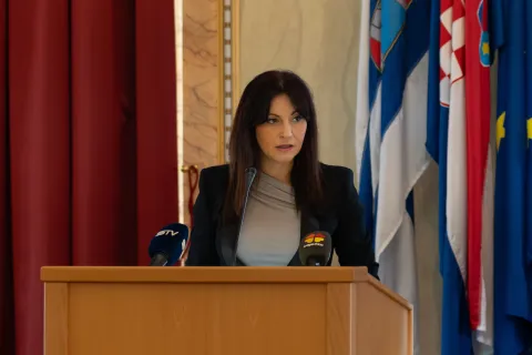 Osijek, 27. 11. 2025., Županijska skupština skupština; županija; vijećnici; županica