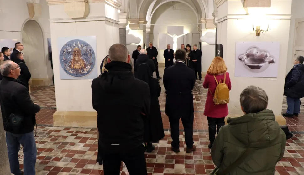 Strossmayerovim putem uz “Kiparske izričaje vjere” u kripti katedrale