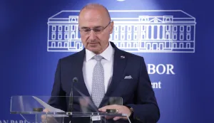 Zagreb, 26.11.2025.- Hrvatski sabor, konferencija za medije Gordana Grlića Radmana.foto HINA/ Admir BULJUBA&Scaron;IĆ/ abu