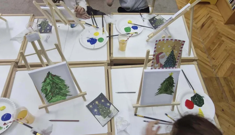 Vrtićarci u knjižnicifoto: Knjižnica Županja