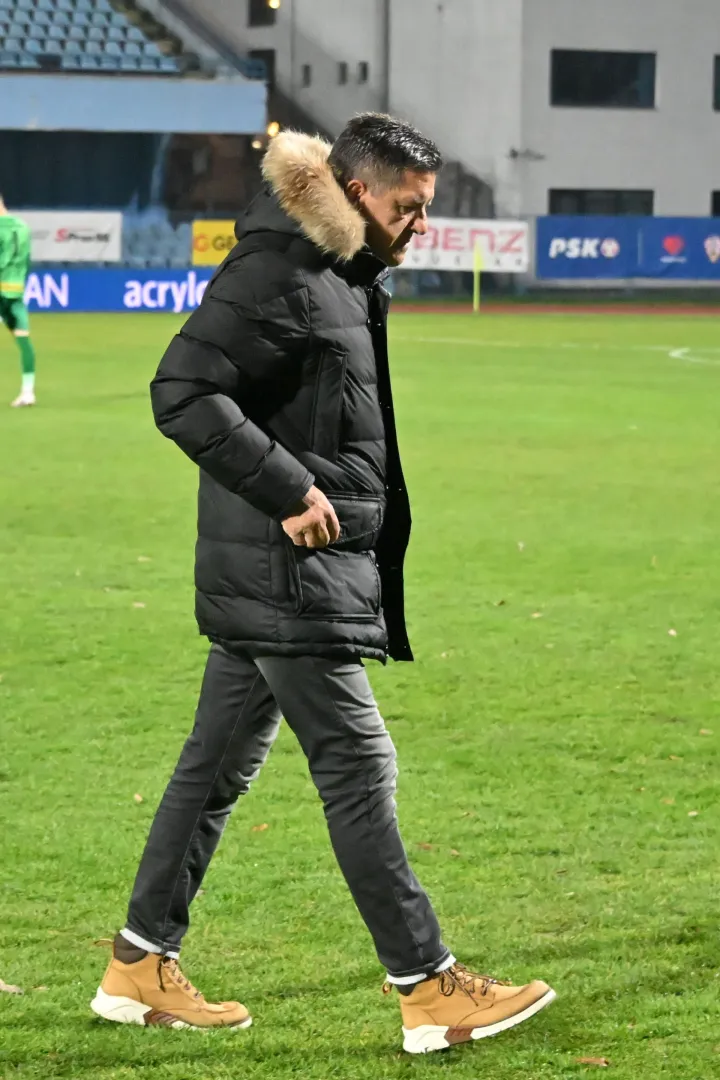 Vinkovci, 28.11.2025. - Susret 15. kola hrvatskog nogometnog prvenstva Vukovar 1991 - Osijek. Na fotografiji Silvijo ?abraja. foto HINA/ Gordan Pani?/ gp