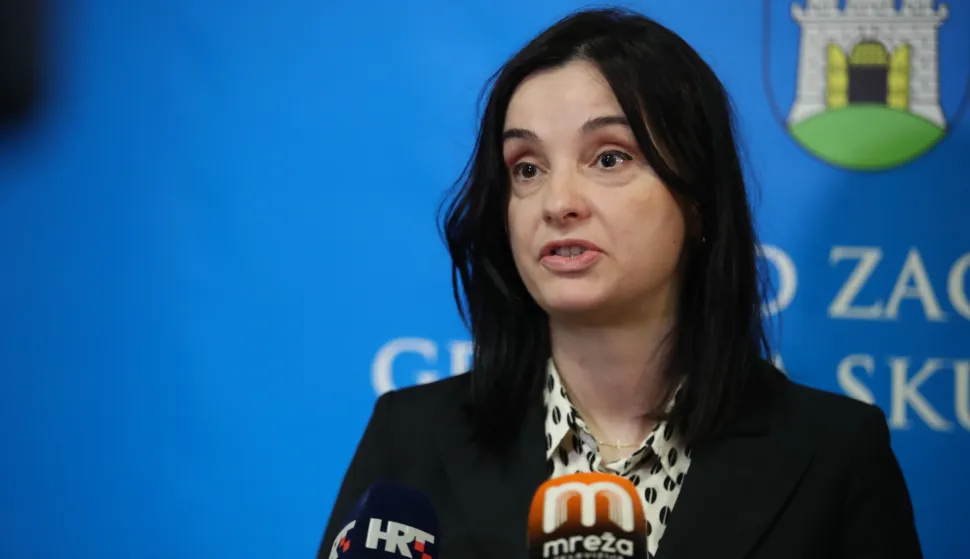 Zagreb, 14.02.2025. - U zgradi Stare gradske vijećnice održana je Međunarodna konferencija "Razvojem zelene infrastrukture do klimatski neutralnih gradova". Gradonačelnik Grada Zagreba Tomislav Tomašević održao je uvodni govor te sudjelovao na panel raspravi "Ključni elementi zelene infrastrukture: brži put do energetske učinkovitosti i klimatske neutralnosti". Na fotografiji Marija Vučković. foto HINA /Zvonimir KUHTIĆ/ kuzo