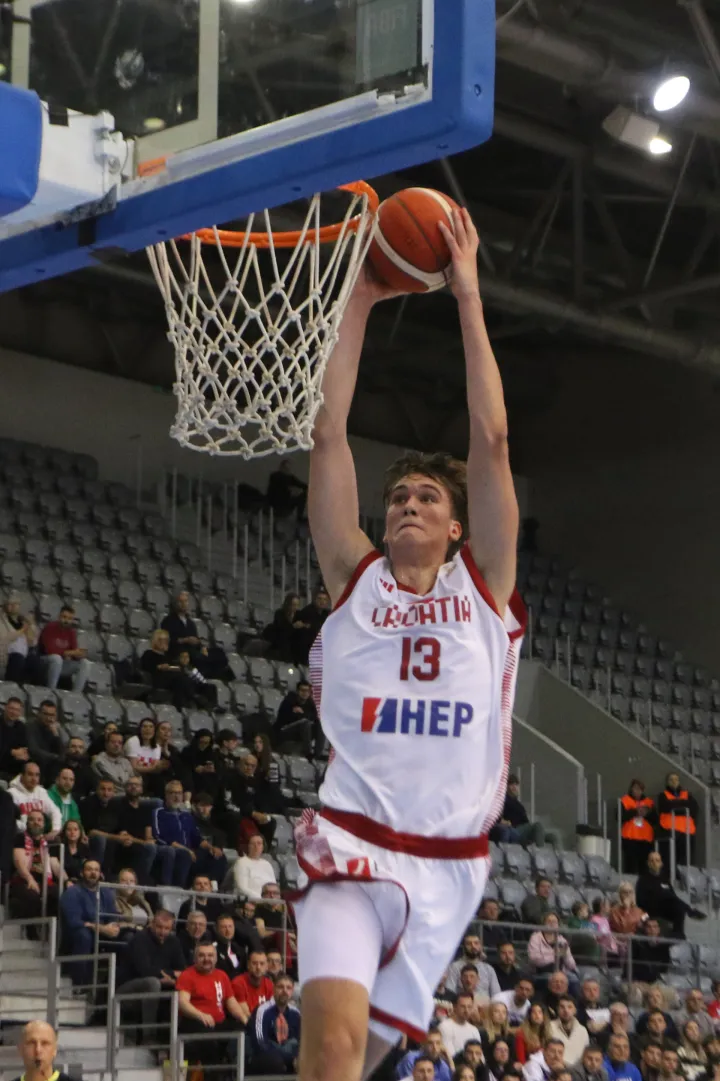 Odličan start, Hrvatska ima dva od dva, veseli doprinos mladih snaga