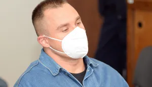 Srđan Mlađan snimljen na sudu 2020. godine
