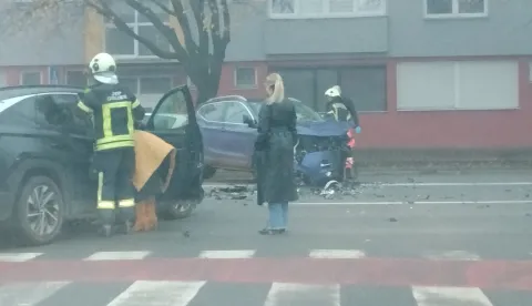 Prometna nesreća na raskrižju Vukovarske i Vijenca Ivana Meštovića