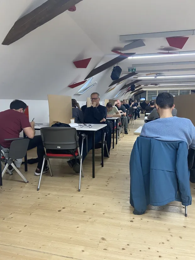 Pub kviz groznica: Uključuju se stari i mladi, budućnost nije - upitna