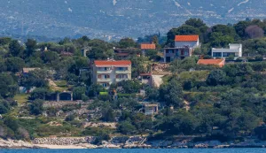 07.05.2023., Ciovo - Pogled na Ciovo. Pogled na juzni dio otoka Ciovo i mjesto Okrug Gornji. Photo: Zvonimir Barisin/PIXSELL