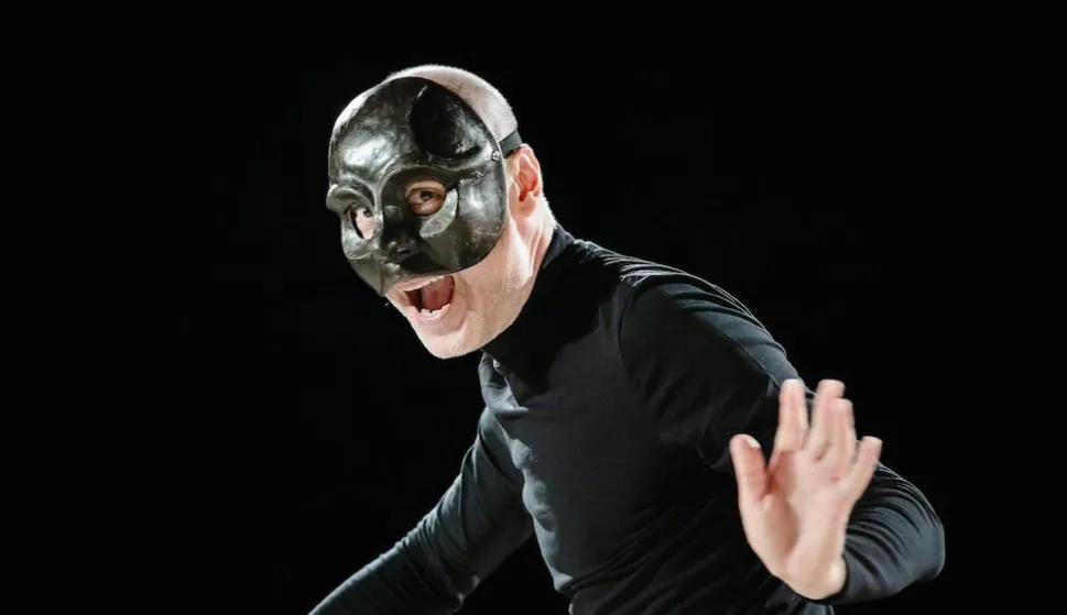 OSIJEK, 03. prosinca 2025. (Hina) - Otvorenjem izložbe "8. Bijenale kazališnog plakata" u osječkom Hrvatskom narodnom kazalištu (HNK) u srijedu je započela tradicionalna kazališno-teatrološka manifestacija 36. "Krležini dani".