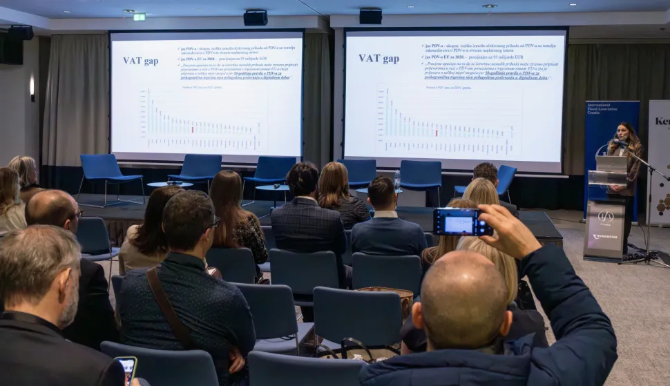 Zagreb, 4.12.2025 - Konferencija "Fiskalizacija 2.0 – implementacija i porezni nadzor 2.0". Foto Hina/ Dario GRZELJ/ dag