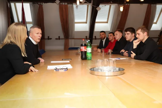 KONSTITUIRAJUĆA SJEDNICA SAVJETA MLADIH GRADA OSIJEKA2025.