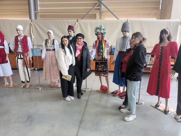 Izložba no&scaron;nji nacionalnih manjina VSŽ u Vukovaru