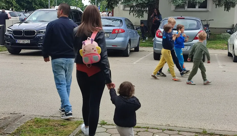 Djeca, u Cernifoto: Marija Le&scaron;ić Omerović