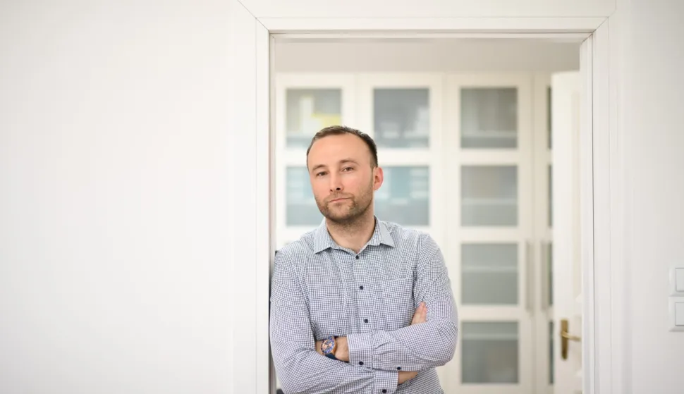 Knjiga&nbsp;"Lijeni radoholičar - Kako raditi manje, a živjeti vi&scaron;e", Davor Kust