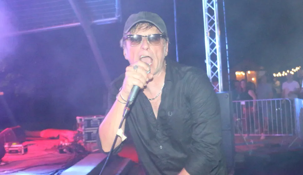 Nakon &scaron;to su rasprodali pet datuma, Pipsi dodali i &scaron;esti koncert u Vintageu