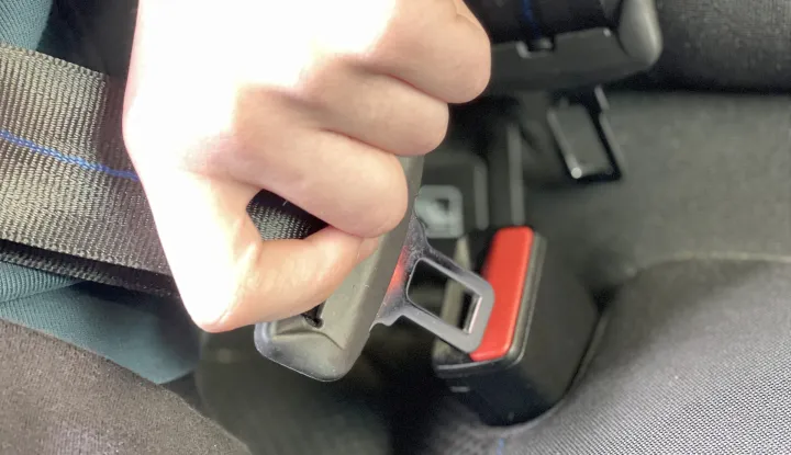 Osijek, 27. 11. 2023., sigurnosni pojas, automobil, ilustracijaSNIMIO BRUNO JOBST