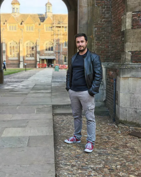 MAGAZIN doc.dr.sc. Erik Brezovec,Fakultet hrvatskih studija, Odsjek za sociologiju,Docent