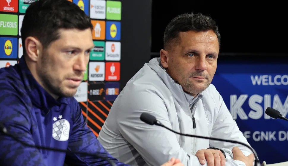 Zagreb, 10.12.2025 - Konferencija za medije GNK Dinama pred utakmicu UEFA Europa lige GNK Dinamo - Real Betis. Na slici Scott McKenna i Mario Kovačević.Foto Hina/ Dario GRZELJ/ dag