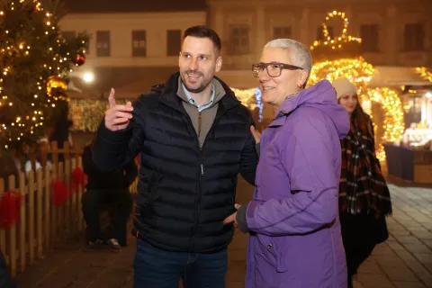 Predstavljanje kalendara Udruge Pobjede u Tvrđi, gradonačelnik Ivan Radić 10. 12. 2025.Foto: Grad Osijek