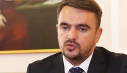 Osijek, 01. 10. 2024, Trg Ante Starčevića 2. Župan Mato Lukić i podpredsjednik Republike Srpske iz reda hrvatskog naroda Davor Pranjić potpisali pismo namjere o suradnji... Davor Pranjić.snimio GOJKO MITIĆ