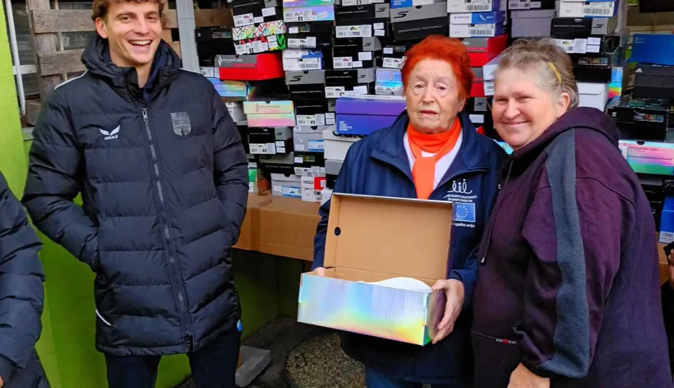 Tenisice Rijeci ljubavi - NK Osijek