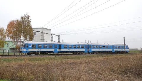 Osijek, 10. 11. 2025., HŽ, šinobus, vlak, slobodnjak, slobodnjaciSNIMIO BRUNO JOBST