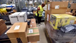 Velika Gorica, 02.12.2024 (nedeljni, Bozicni prilog) - Hrvatska posta, HP, sortirnica, uz tekst S.Pavica.foto Davor Kovacevicnedeljni