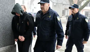 12.12.2025., Slavonski Brod - ​Privodjenje drzavljanina Bosne i Hercegovine pred sudca ​Zupanijskog suda u Slavonskom Brodu ​koji je osumnjicen za jucerasnje kriumcarenje migranata preko Save. Photo: Ivica Galovic/PIXSELL