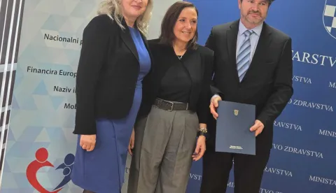 Ugovor za vozilo za mobilnu ambulantu