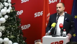 Zagreb, 13.12.2025 - Sjednica Glavnog odbora SDP-a. Na fotografiji predsjednik SDP-a Sini&scaron;a Hajda&scaron; Dončić.foto HINA/ Denis CERIĆ /dc