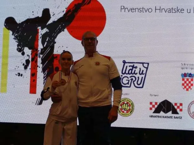 Na Prvenstvu Hrvatske u karateu održanom&nbsp;u Đakovu, natjecateljica karate kluba ''Beli Manastir 98'' Milica Njegomir osvojila je brončanu medalju, prosinac 2025.