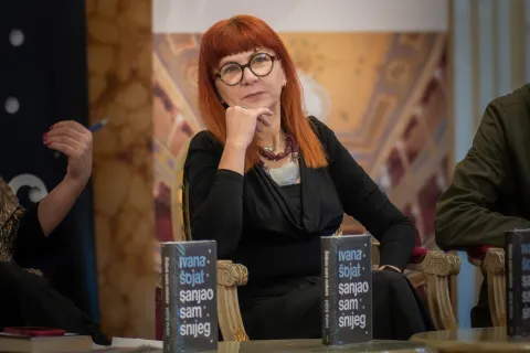 Promoviran roman Ivane &Scaron;ojat &ldquo;Sanjao sam snijeg&rdquo;: Kako se suočavamo sa smrću bližnjih i na koji način pamtimo