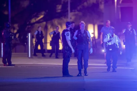epa12591107 Police officers work near the scene following a shooting incident at Bondi Beach, in Sydney, New South Wales (NSW), Australia, 14 December 2025. NSW Police confirmed at least ten deaths, including one alleged shooter, following the incident at Bondi Beach. Eleven others were injured, including two police officers. Authorities said the second alleged shooter remains in critical condition and is in custody. EPA/JEREMY PIPER AUSTRALIA AND NEW ZEALAND OUT