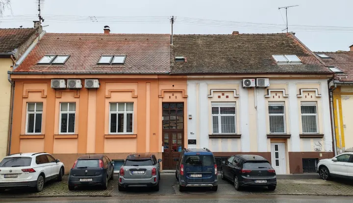 Kuća Spitzer u ReisnerovojGrgur VremeplovacOsijek, 14. prosinca 2025.Snimio: Grgur Marko Ivanković