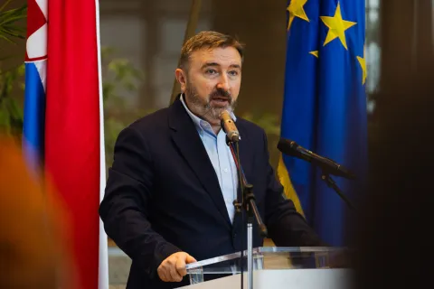 MAGAZIN VEVUdoc. dr. sc. Sudarić Željko, prof. struč. stud. u trajnom izboru