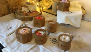 Bilje, 10. 12. 2025, Bilje, Dunavska 10. Wooden Glow - supružnici u zajedničkom obrtu, proizvodnja drvenih svijeća i igračaka.snimio GOJKO MITIĆ