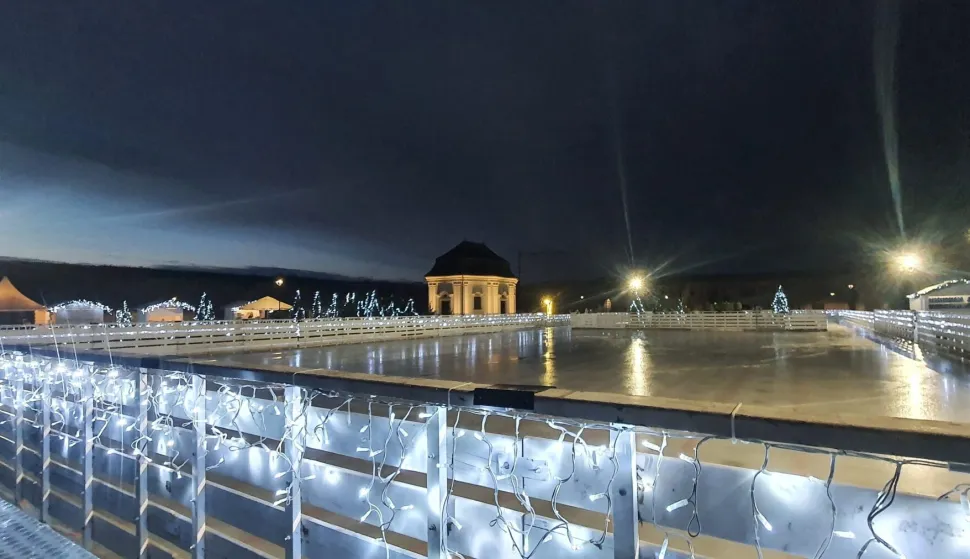 Klizali&scaron;te u Slavonskom Brodu&nbsp;prosinac 2025.